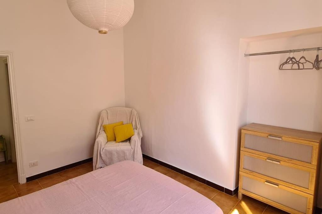 Nuova Casa Aprosio, Centrale E Vicina Al Mare Ventimiglia Kültér fotó
