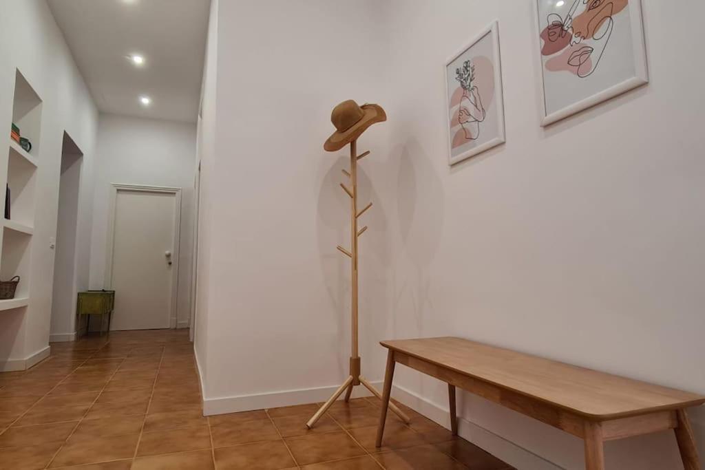 Nuova Casa Aprosio, Centrale E Vicina Al Mare Ventimiglia Kültér fotó